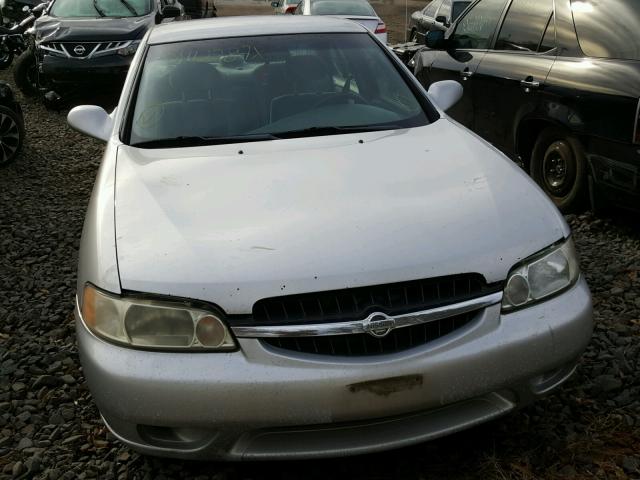 1N4DL01D61C202311 - 2001 NISSAN ALTIMA XE SILVER photo 9