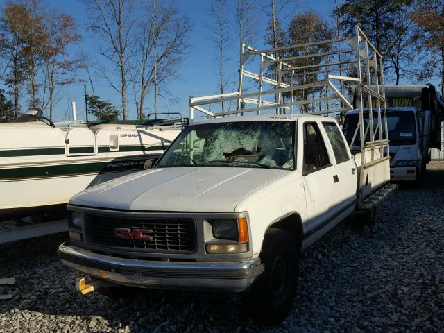 1GTGC33K8RJ744568 - 1994 GMC SIERRA C35 WHITE photo 2