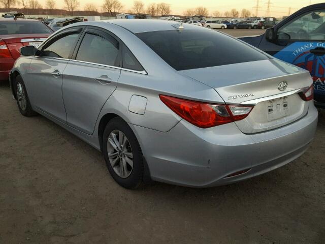 5NPEB4AC4DH791612 - 2013 HYUNDAI SONATA GLS SILVER photo 3