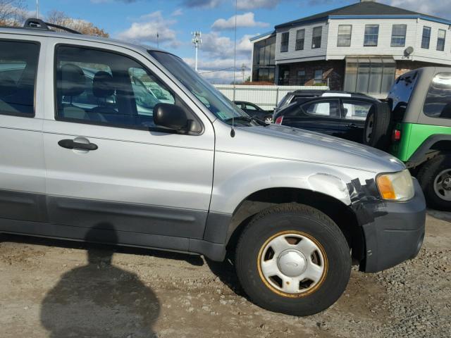 1FMYU02193KA11452 - 2003 FORD ESCAPE XLS SILVER photo 9