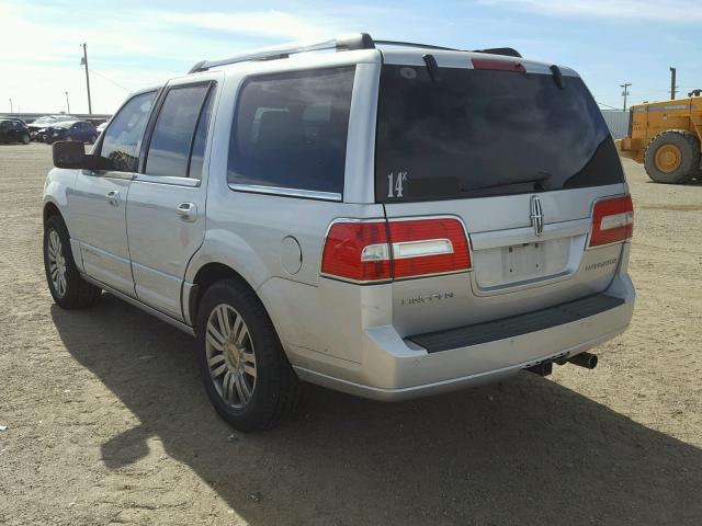 5LMJJ2J53AEJ04633 - 2010 LINCOLN NAVIGATOR SILVER photo 3