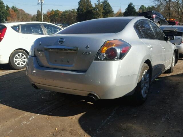 1N4AL2AP9BN445125 - 2011 NISSAN ALTIMA BAS SILVER photo 4