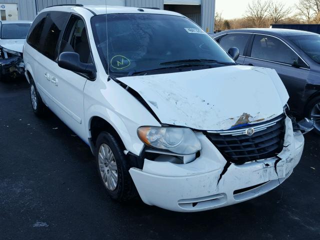 2A4GP44R26R831759 - 2006 CHRYSLER TOWN & COU WHITE photo 1