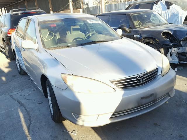 4T1BE32KX6U643933 - 2006 TOYOTA CAMRY LE ვერცხლისფერი ფოტო 1
