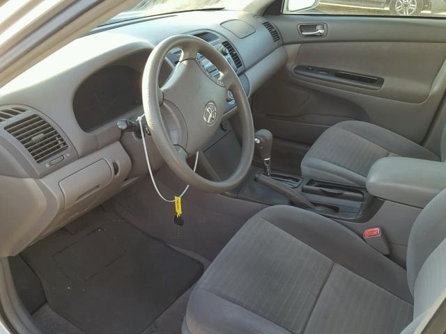 4T1BE32KX6U643933 - 2006 TOYOTA CAMRY LE ვერცხლისფერი ფოტო 5
