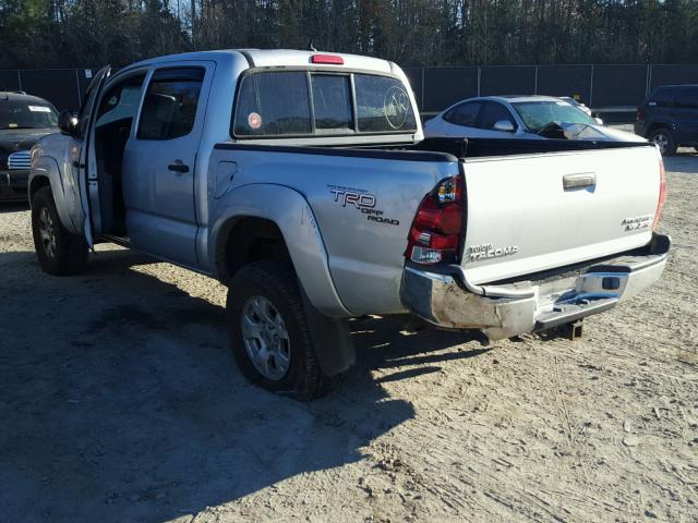 5TEJU62N06Z246852 - 2006 TOYOTA TACOMA DOU SILVER photo 3