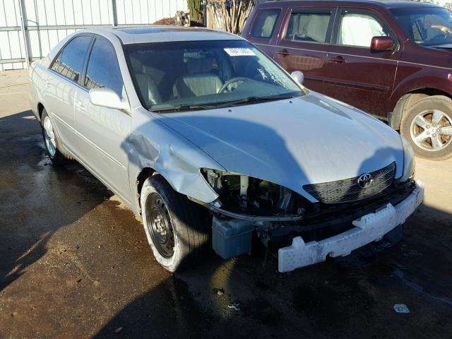 4T1BF30K62U527915 - 2002 TOYOTA CAMRY LE SILVER photo 1