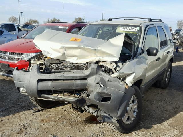 1FMYU03113KB79651 - 2003 FORD ESCAPE XLT BEIGE photo 2