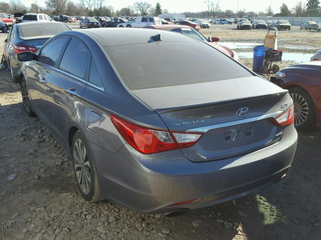 5NPEC4AB2DH610768 - 2013 HYUNDAI SONATA SE GRAY photo 3