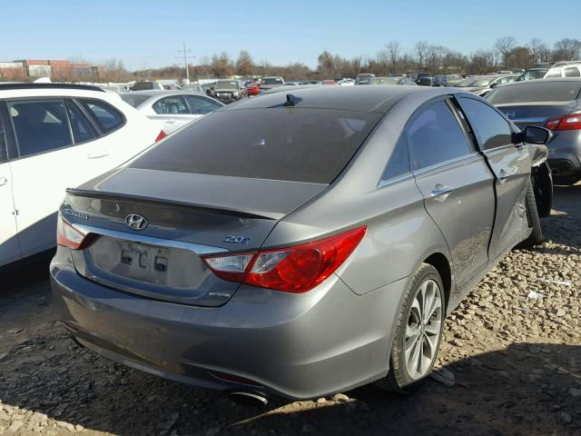 5NPEC4AB2DH610768 - 2013 HYUNDAI SONATA SE GRAY photo 4