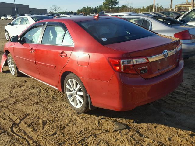 4T1BD1FK7EU099942 - 2014 TOYOTA CAMRY HYBR RED photo 3