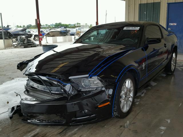 1ZVBP8AMXE5298276 - 2014 FORD MUSTANG BLACK photo 2