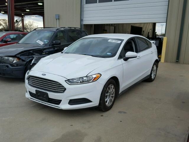 3FA6P0G71GR249819 - 2016 FORD FUSION S WHITE photo 2