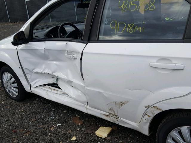 KL1TD56E49B317595 - 2009 CHEVROLET AVEO LS WHITE photo 9