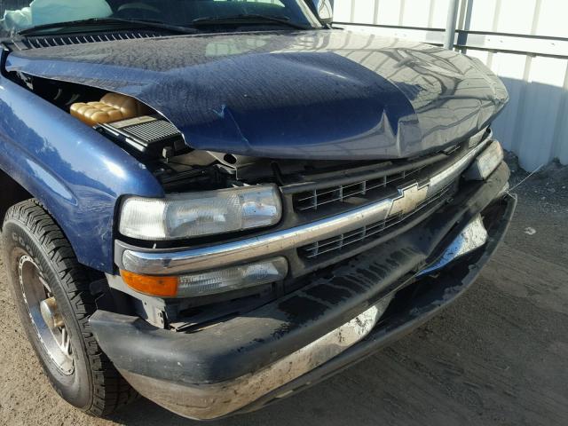 2GCEC19T521286287 - 2002 CHEVROLET SILVERADO BLUE photo 9