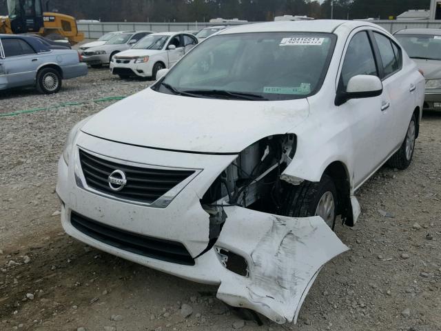 3N1CN7AP9CL859424 - 2012 NISSAN VERSA S WHITE photo 2