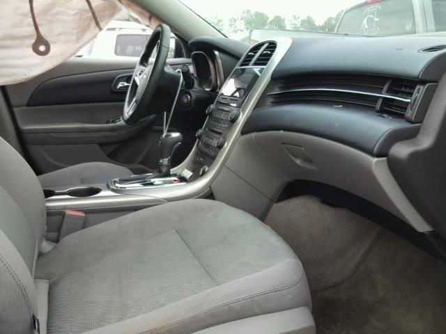 1G11B5SA8DF336265 - 2013 CHEVROLET MALIBU LS შავი ფოტო 5