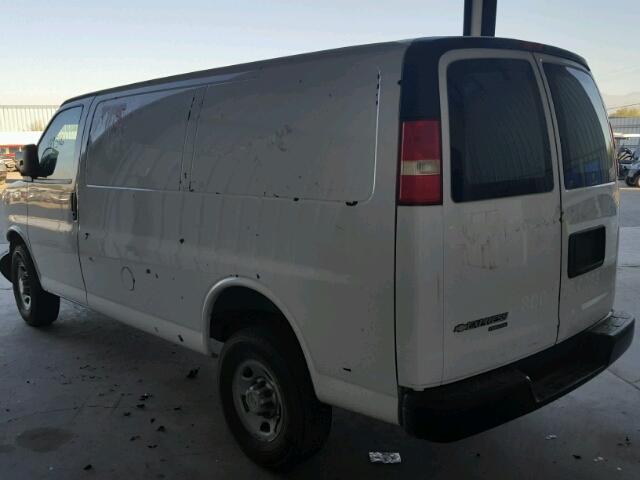 1GCWGFBA7C1147560 - 2012 CHEVROLET EXPRESS G2 WHITE photo 3