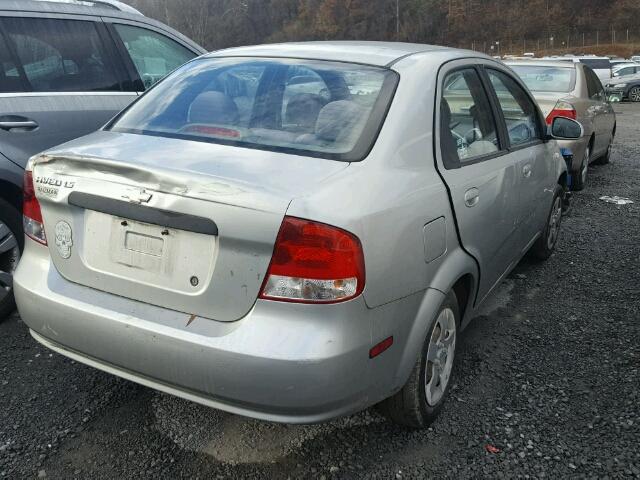 KL1TD52655B391634 - 2005 CHEVROLET AVEO BASE SILVER photo 4