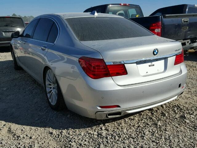 WBAKB8C52CC964074 - 2012 BMW 750LI SILVER photo 3