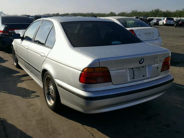 WBADM634XYGU12823 - 2000 BMW 528 I AUTO SILVER photo 3