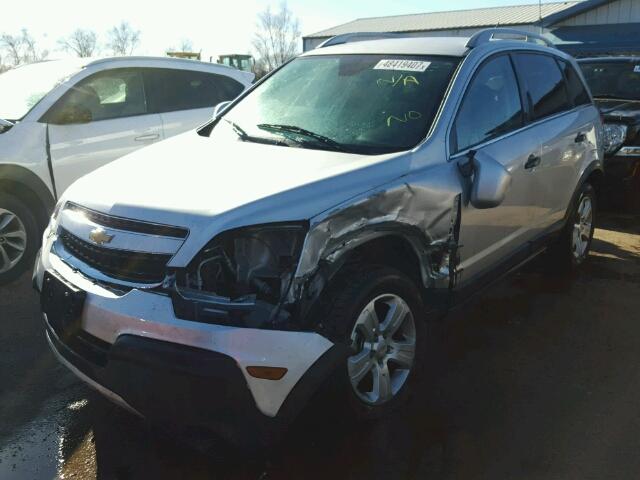 3GNAL2EK3DS618873 - 2013 CHEVROLET CAPTIVA LS 银色 照片 2