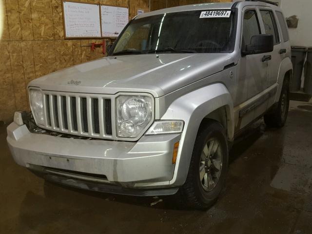 1J8GN28K08W213209 - 2008 JEEP LIBERTY SP GRAY photo 2