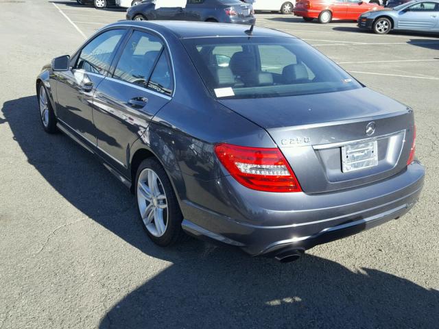 WDDGF4HB5DA787530 - 2013 MERCEDES-BENZ C 250 GRAY photo 3