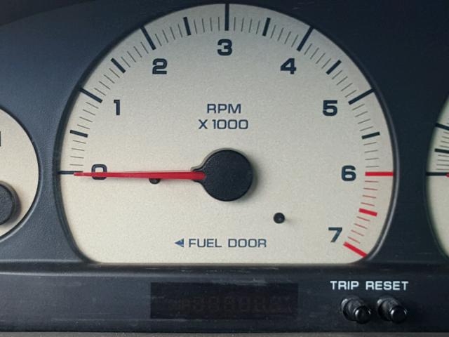 1G4GP64L7YB727900 - 2000 CHRYSLER TOWN & COU RED photo 8