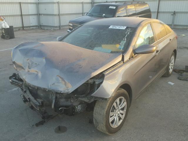 5NPEB4AC6CH321872 - 2012 HYUNDAI SONATA GLS GRAY photo 2