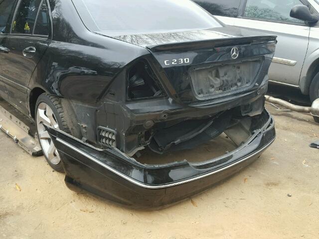 WDBRF52H37A940026 - 2007 MERCEDES-BENZ C 230 BLACK photo 9