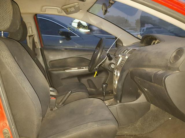 JTDBT923481245191 - 2008 TOYOTA YARIS RED photo 5