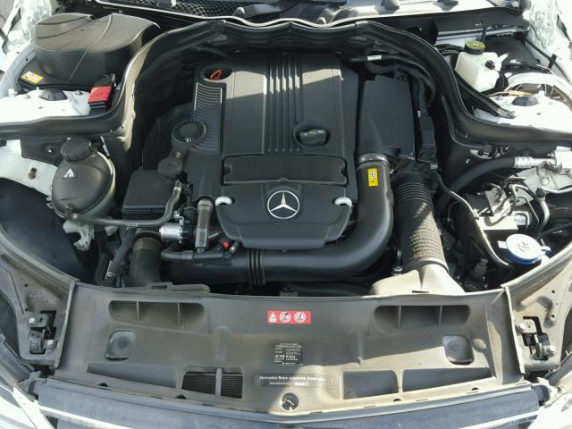 WDDGF4HB8EA961947 - 2014 MERCEDES-BENZ C 250 WHITE photo 7