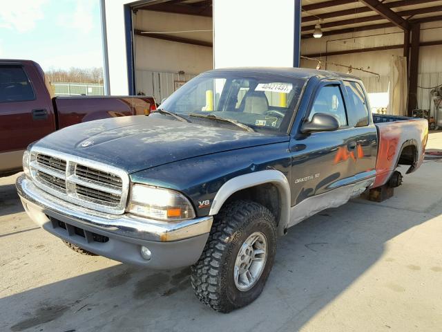 1B7GG22Y9XS111508 - 1999 DODGE DAKOTA GREEN photo 2