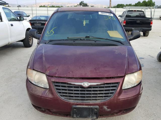 1C4GJ25B43B129403 - 2003 CHRYSLER VOYAGER MAROON photo 9