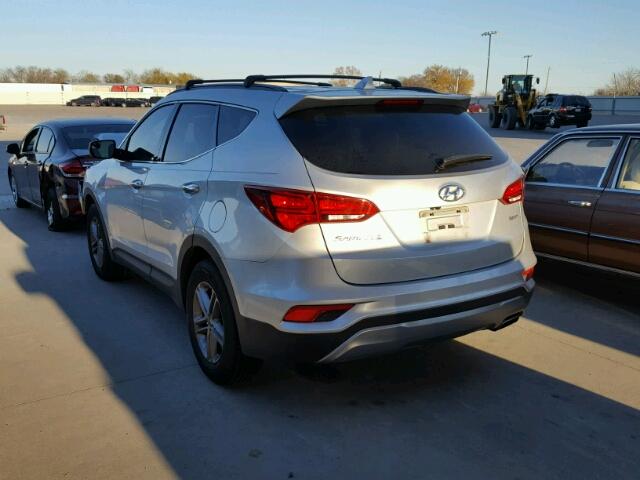 5XYZU3LB4HG396272 - 2017 HYUNDAI SANTA FE S SILVER photo 3