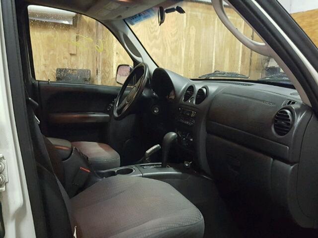 1J4GL48K83W513592 - 2003 JEEP LIBERTY SP WHITE photo 5