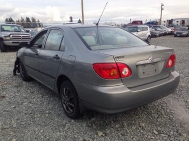 2T1BR32E43C707444 - 2003 TOYOTA COROLLA CE GRAY photo 3