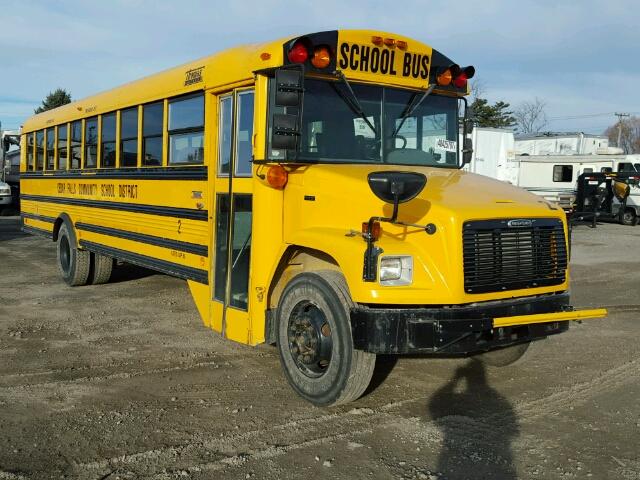 4UZAAXCS33CK88425 - 2003 FREIGHTLINER CHASSIS FS YELLOW photo 1