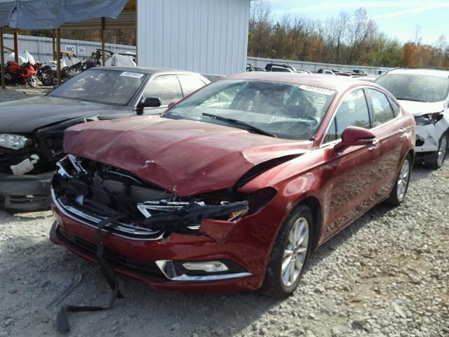 3FA6P0HD8HR103200 - 2017 FORD FUSION SE RED photo 2