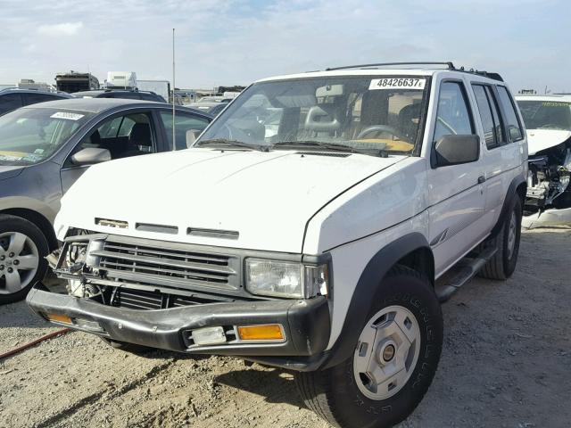 JN8HD17Y4SW058609 - 1995 NISSAN PATHFINDER WHITE photo 2