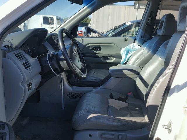 2HKYF18573H506245 - 2003 HONDA PILOT EXL WHITE photo 5