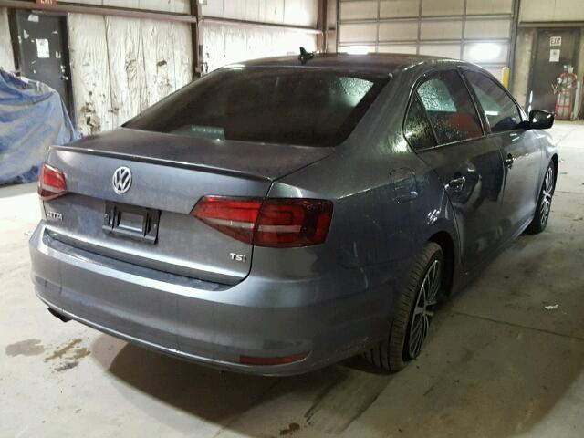 3VWD17AJ3GM302403 - 2016 VOLKSWAGEN JETTA SPOR GRAY photo 4