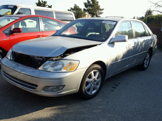 4T1BF28B81U192055 - 2001 TOYOTA AVALON XL SILVER photo 2