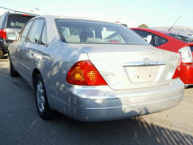 4T1BF28B81U192055 - 2001 TOYOTA AVALON XL SILVER photo 3