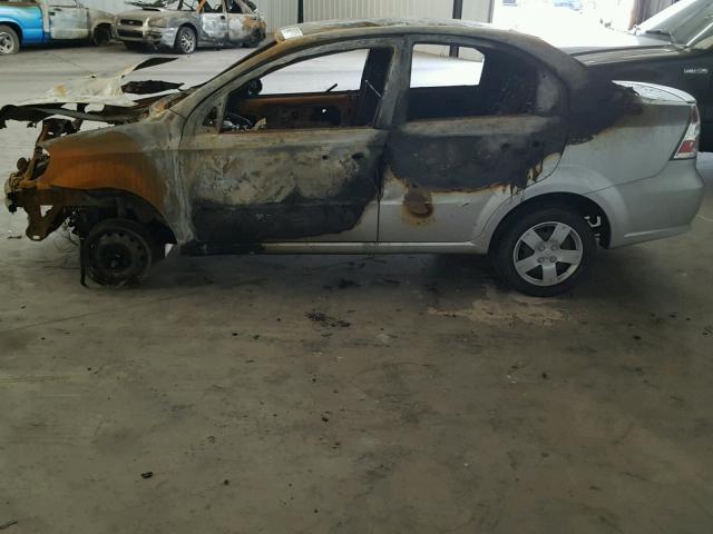 KL1TD5DE5BB208653 - 2011 CHEVROLET AVEO LS BURN photo 10
