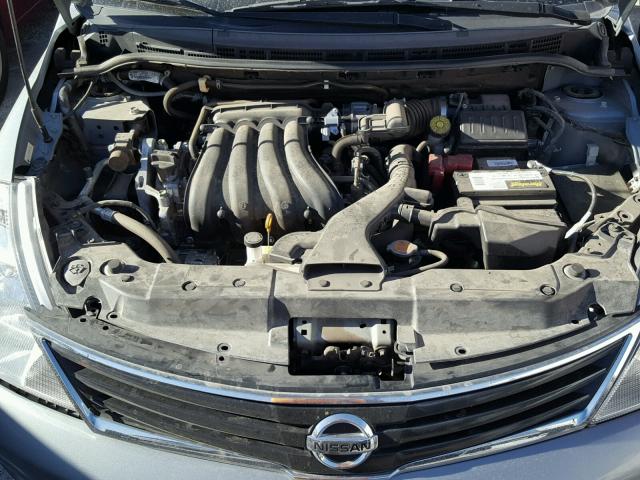 3N1BC1CP0CK807102 - 2012 NISSAN VERSA S SILVER photo 7