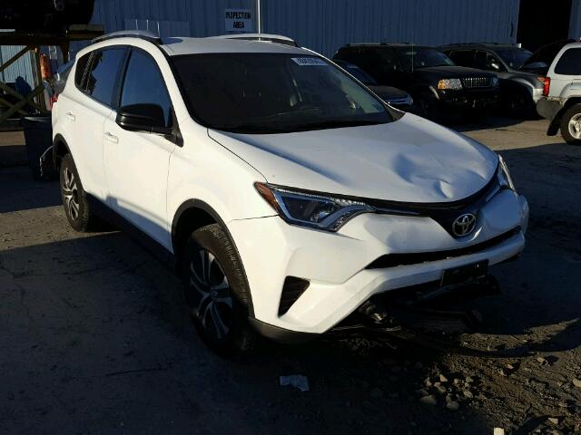 2T3BFREV9GW505525 - 2016 TOYOTA RAV4 LE WHITE photo 1