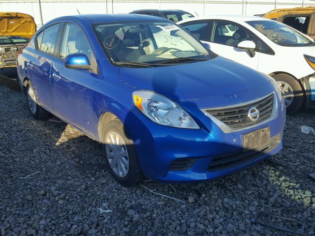 3N1CN7AP2CL813109 - 2012 NISSAN VERSA S BLUE photo 1