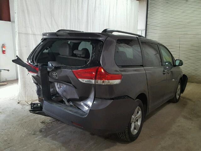 5TDKK3DC6ES411481 - 2014 TOYOTA SIENNA LE GRAY photo 4